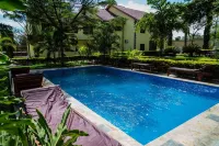 Brubru Lodge