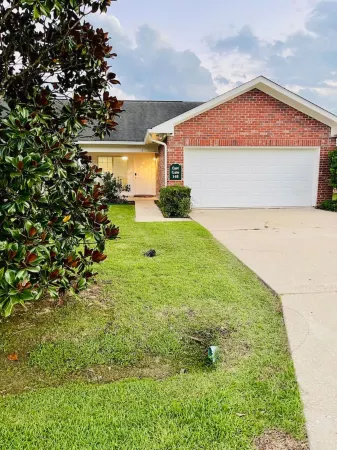 Eastgate 14B Отели в г. Танджипахоа Пэриш