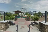 Cozy Patio Retreat with Fire Pit and Open Living Space - Charming Bungalow Hotels in Jacksonville