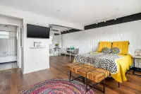 Best Of Nashville - Award Winning, Top Floor Studio and Pool Hotels in Berry Hill