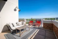 Luxury at River Market