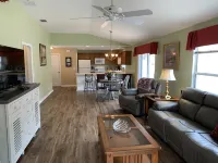 Charming Retreat with Gas Golf Cart and BBQ Grill - Beautiful Oasis