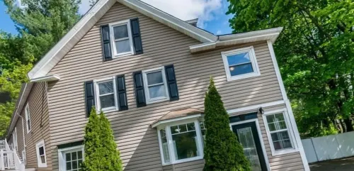 Charming 2-bedroom apartment with WiFi, AC in superb Canton Hotels in Canton