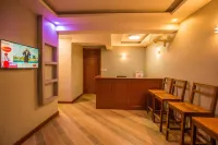 Medan Hotel & Apartments