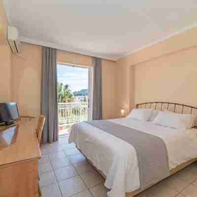 Xenos Kamara Beach Rooms