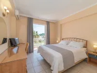 Xenos Kamara Beach Hotels in Argassi