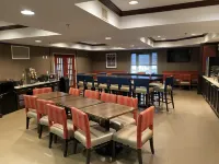 Comfort Suites Newark - Harrison - breakfast