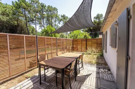 Hôtel Restaurant & Spa Plaisir Отели в г. Арс-ан-Ре