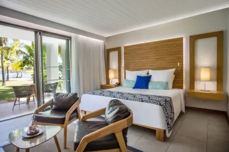 Paradis Beachcomber Golf Resort & Spa Отели рядом с достопримечательностью «Эксплорерс Маврикий»