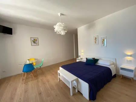 Mondello Beach - Rooms by the Sea Отели рядом с достопримечательностью «Mondello»