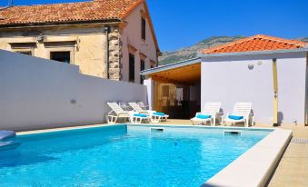 Holiday Home Belmondo