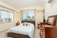 Villa Seashore One Large Private Pool Walk to Beach Sea Views A C Wifi - 3150