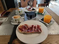 Ansares Hotel - breakfast