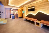 Hotel Base Camp Lodge - les 2 Alpes Hotels in Isere