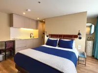 Grace Chapinero Hotels near Royal Center