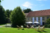 Augustenborg Project Hoteles cerca de Græsgård Farmcamping