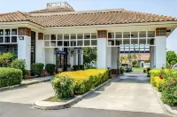Motel 6 Oakdale, CA