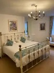 Canterbury Hotel Cottages and Apartment's Hotels in Ickham and Well