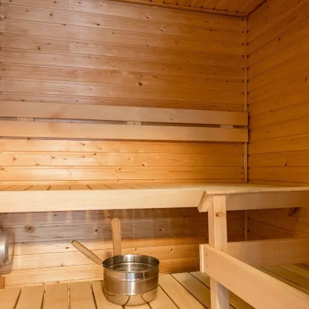 Homelike 1Br with Sauna, Free Parking & Balcony