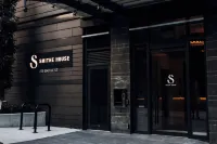 Smithe House Hotels in Yaletown