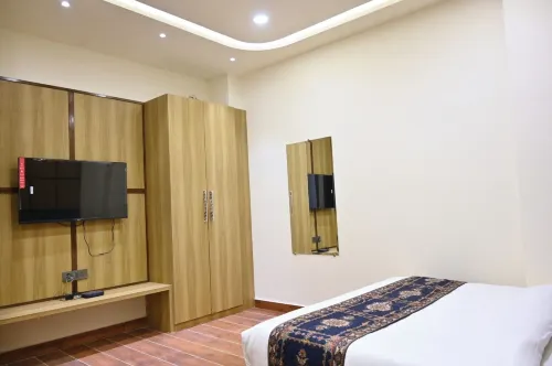 Hotel Platinum Stay InHouse Sanjha Chulha Restaurant - 2-Sterne