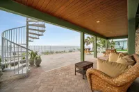 Stones Throw Beachfront Luxury Suites Hotels in Indian Shores
