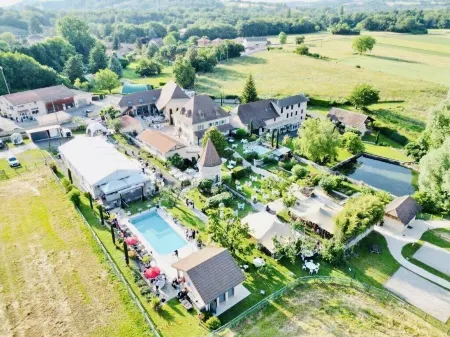 Domaine de Suzel Отели в г. Виньё