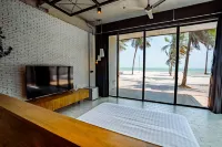 The Bloc @ Sea Hotels in Thap Sakae