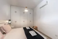 Protaras H2O Seafront Suite - Apartments