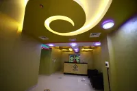 Onyx Hotel Apartments - Maha Hospitality Group - spa