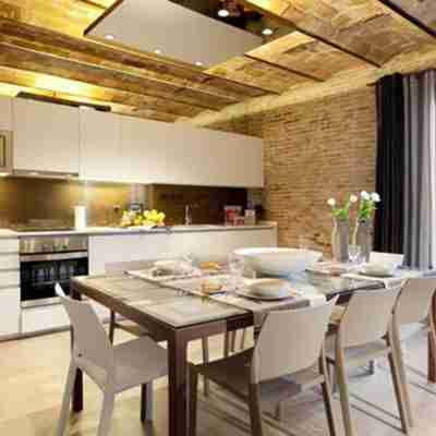 Enjoybcn Miro Apartments Rooms