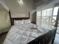 Katurum Kidepo Lodge - parking