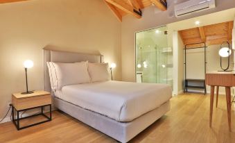 Boulevard Boutique Studios