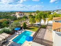 Villa Sunlove