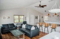 大港150號藍色避風港4BDR別墅