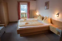 Chalet Selfcatering 30 Beds Parking Pets Welcome - balcony