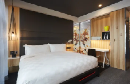 Alt Hotel Calgary East Village