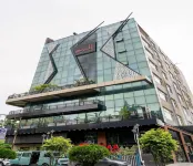 Beyzaa Hotel and Suites Hotels near Jorasanko Thakurbari