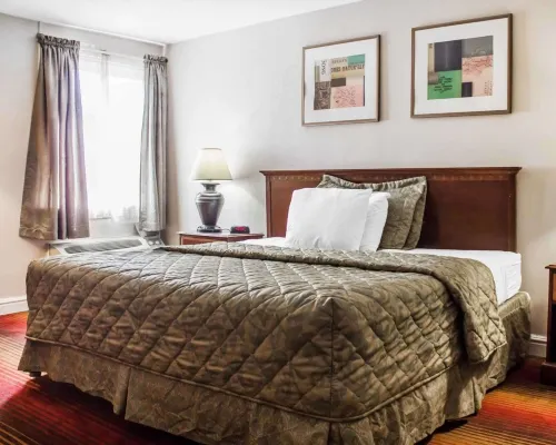 Rodeway Inn Huntington Station - Melville Hotel a West Hills