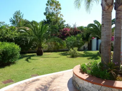 Bed and Breakfast Perla Del Sole Hotels in Arenella