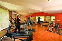 Uday Suites - the Airport Hotel - Gym