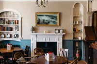The George Hotel Hotels in Castletown