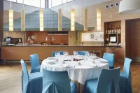 Hotel Puerta de Bilbao - 4-Sterne