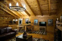 Holy Smoke Resort Hotel di Mount Rushmore UT