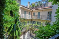 Milan Retreats Duomo Carrobbio Hotels near Target