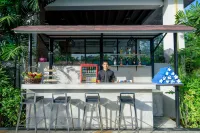 Golden Beach Cha-Am Hotel - bar