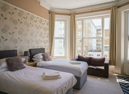 The Sheldon B&B - Free Private Parking