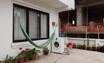 Four Red Doors Apartments