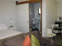 Stone Hut Cottage فنادق في Wirrabara