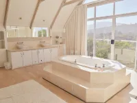 Whales Way Ocean Retreat - ที่มีอ่างอาบน้ำ